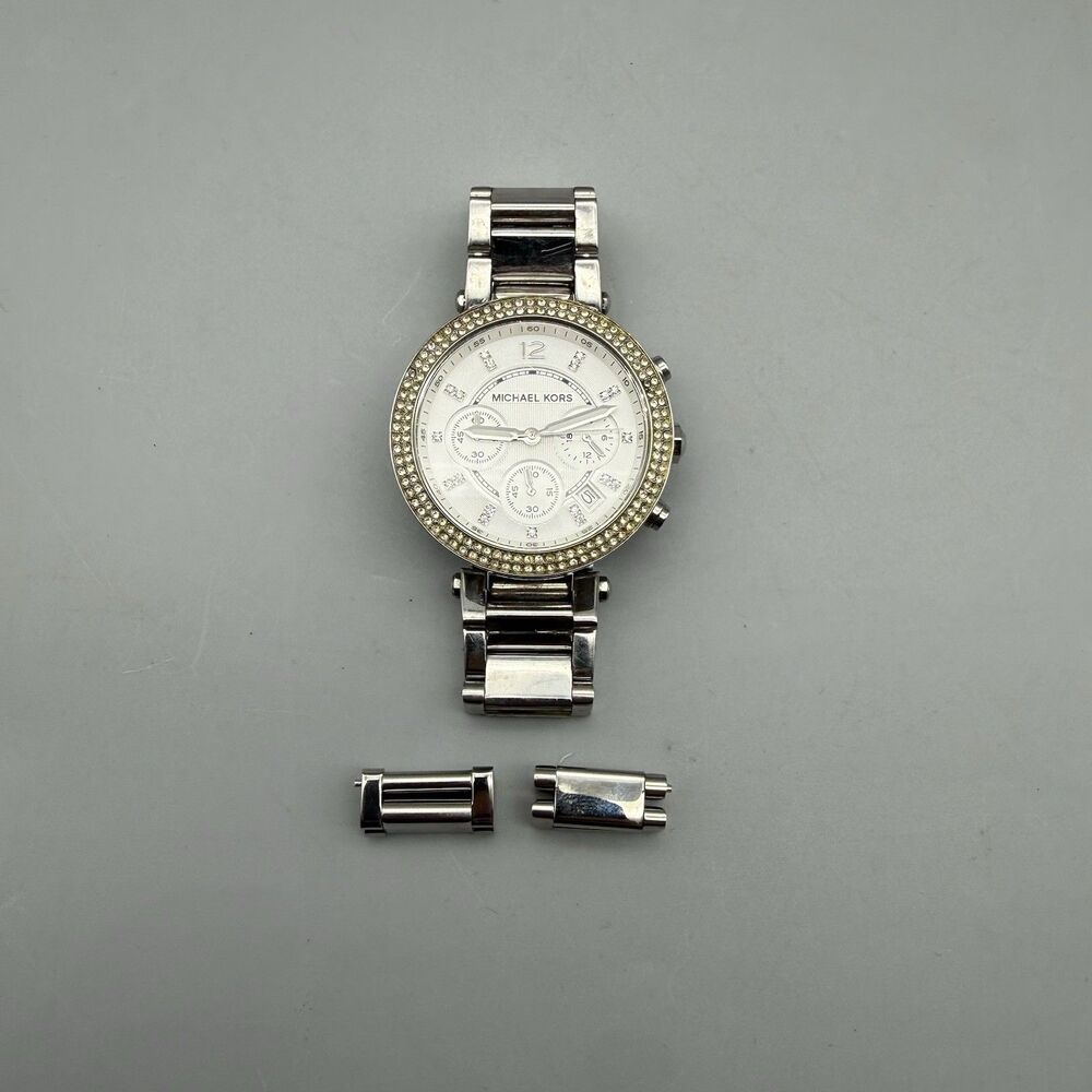Michael Kors Women's Watch MK-5352 Silver Tone 10 ATM w/ Extra Links And Pin